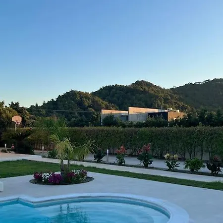 Telchinis Villa *